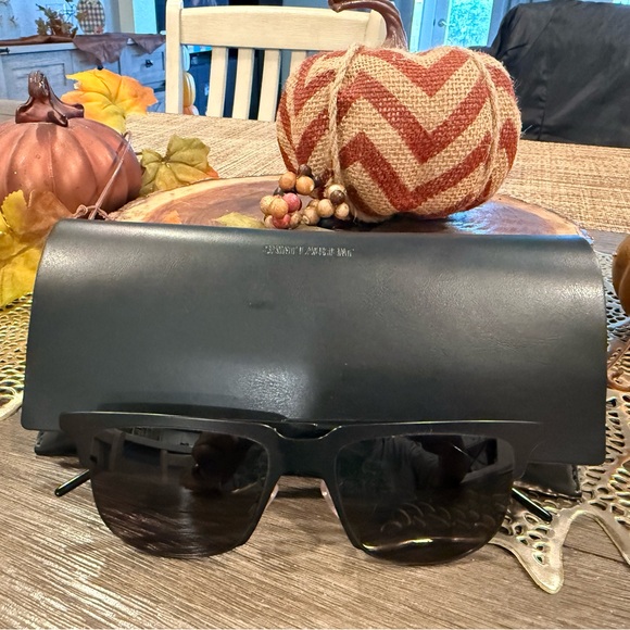 Saint Laurent Black Sunglasses - Picture 3 of 6